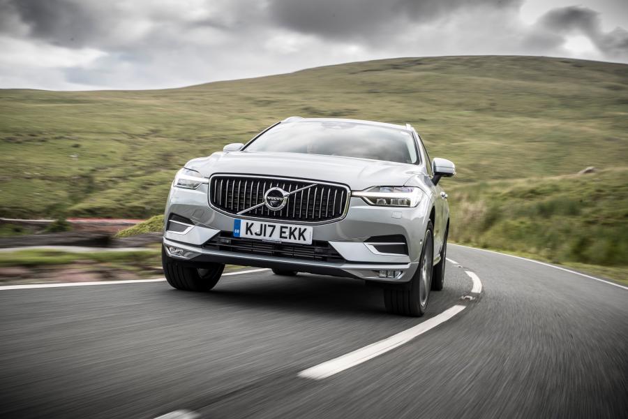  Volvo XC60 D4 Inscription 2017 года  (UK) (фото 35 из 172)
